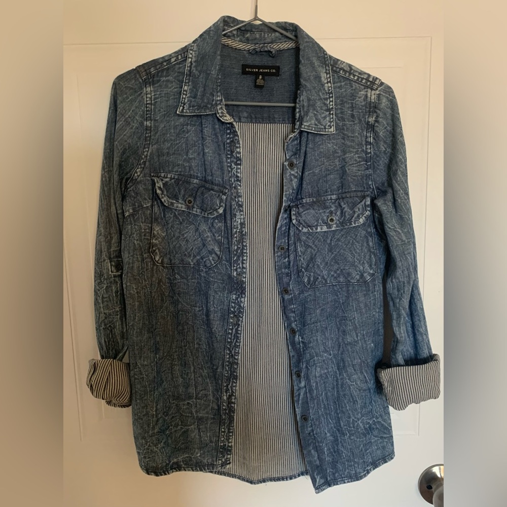 Silver Jeans button up shirt